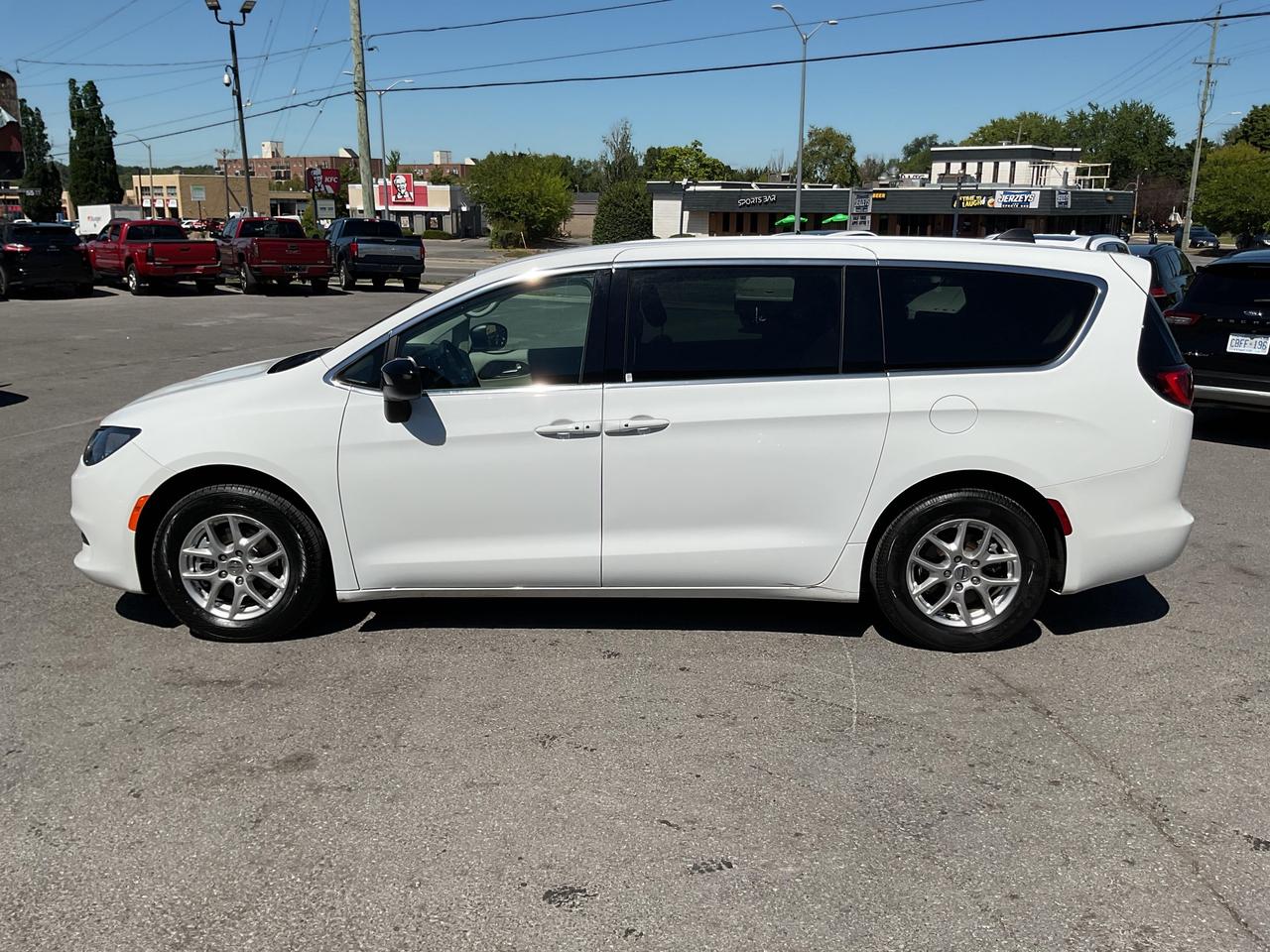 2024 Chrysler Grand Caravan SXT Front-Wheel Drive Passenger Van Photo