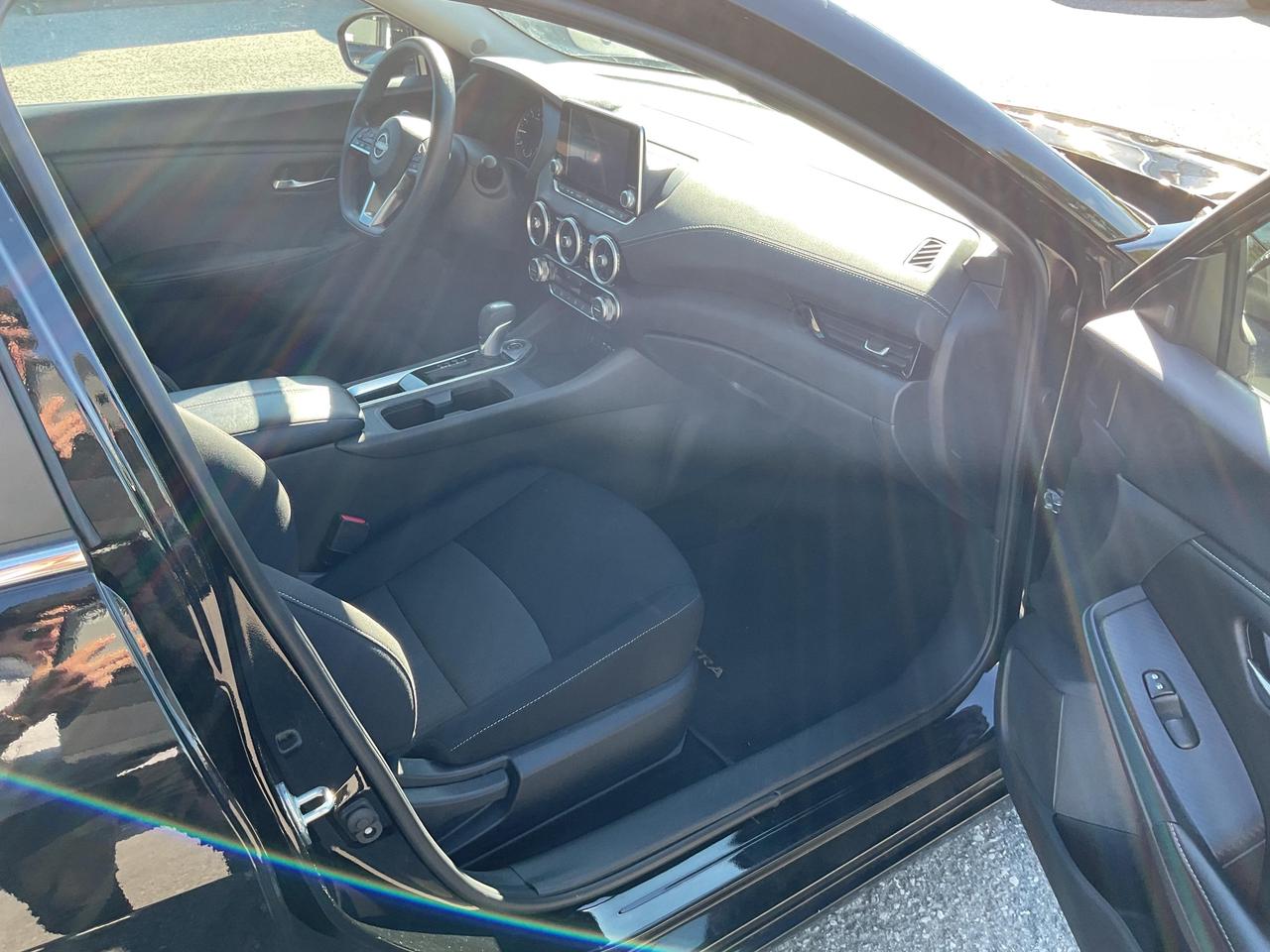 2024 Nissan Sentra SV 4DR SEDAN Photo
