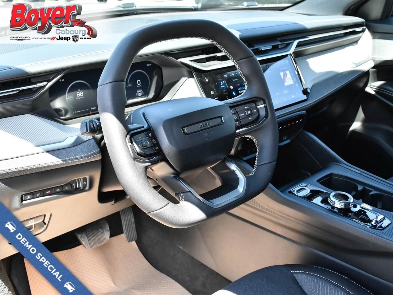 2026 Jeep Cherokee LAREDO 4x4 Photo