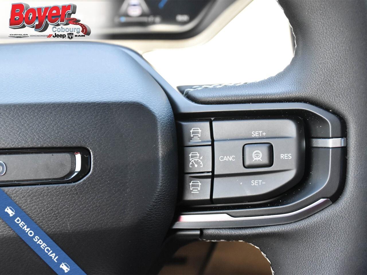 2026 Jeep Cherokee LAREDO 4x4 Photo