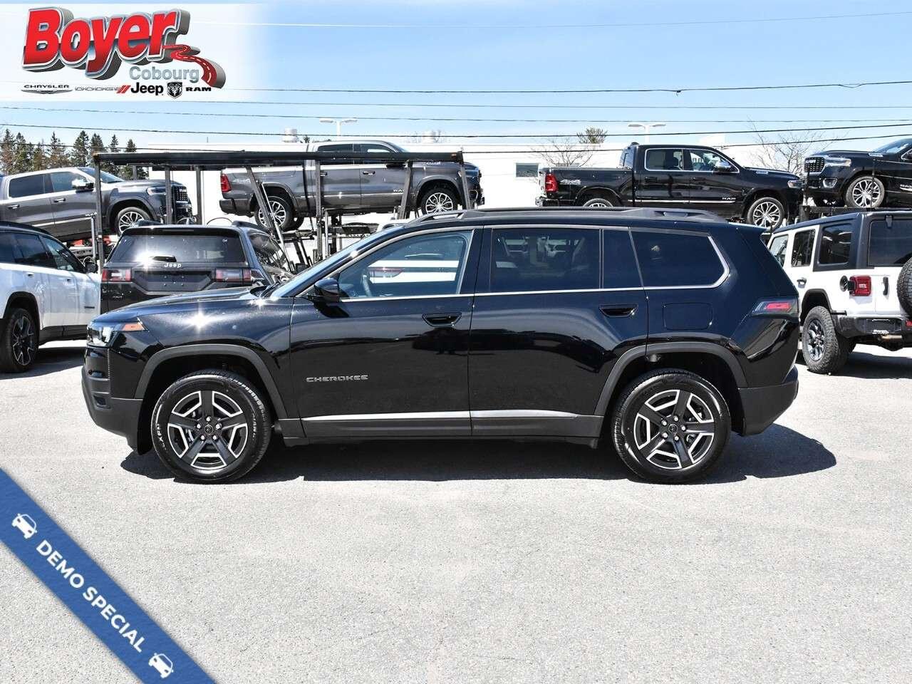 2026 Jeep Cherokee LAREDO 4x4 Photo