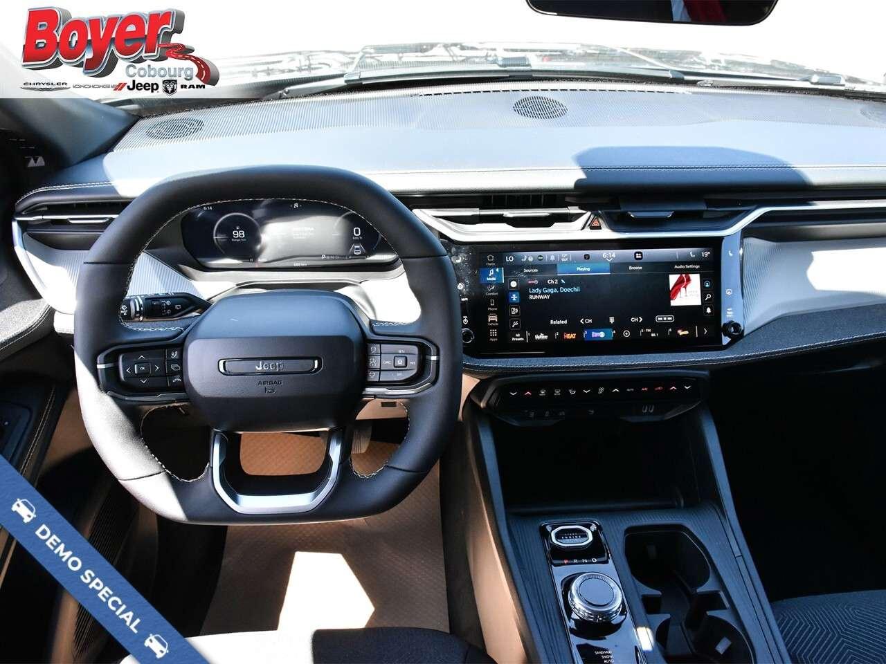2026 Jeep Cherokee LAREDO 4x4 Photo