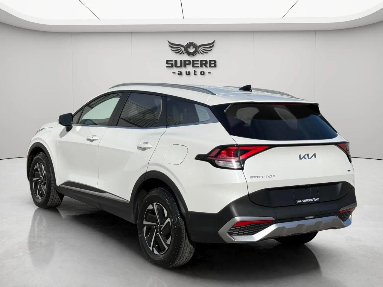 2023 Kia Sportage EX    AWD   HYBRID   NO ACCIDENT Photo