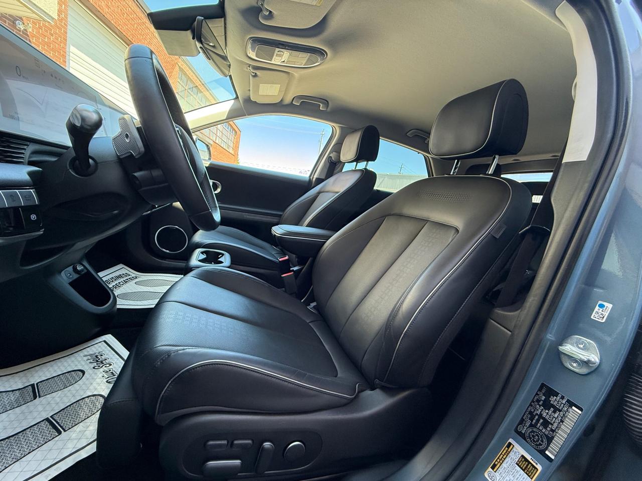 2023 Hyundai IONIQ 5 LUXURY   LONG RANGE   AWD   NO ACCIDENT   VENTILAT Photo