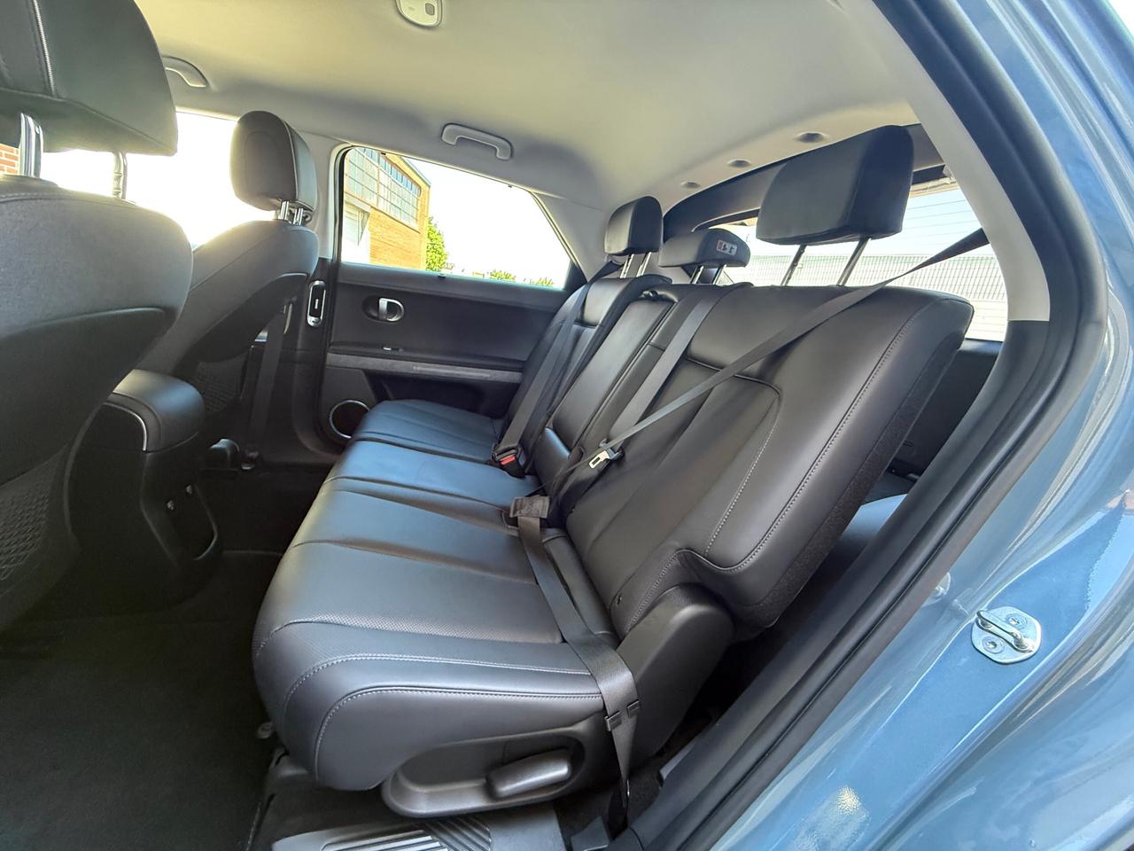 2023 Hyundai IONIQ 5 LUXURY   LONG RANGE   AWD   NO ACCIDENT   VENTILAT Photo