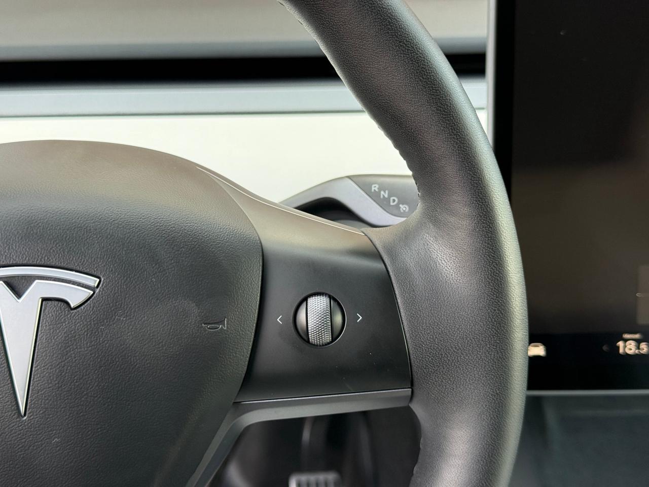 2022 Tesla Model Y LONG RANGE   AWD   NO ACCIDENT Photo