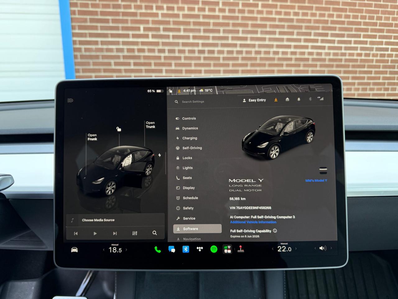 2022 Tesla Model Y LONG RANGE   AWD   NO ACCIDENT Photo