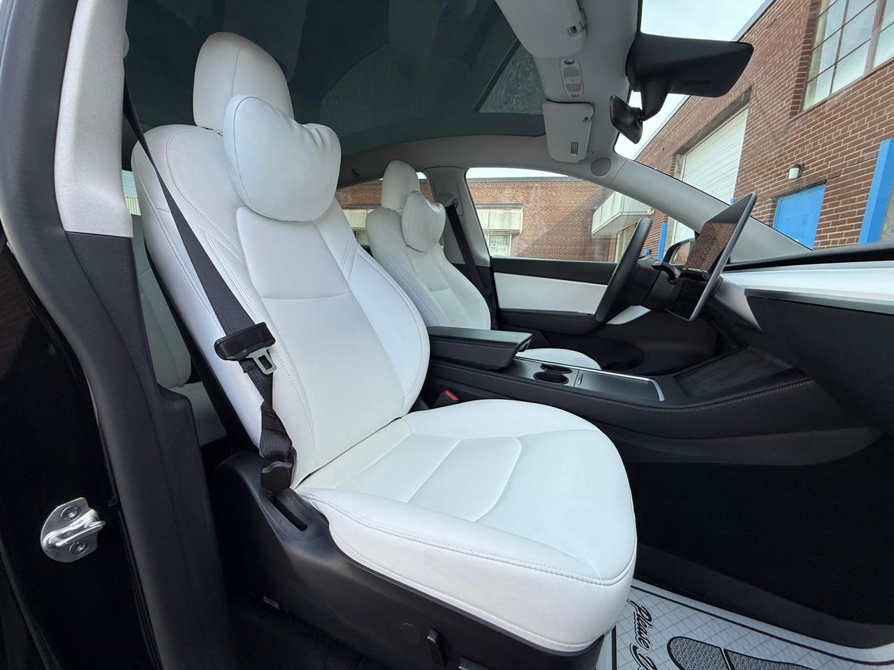 2022 Tesla Model Y LONG RANGE   AWD   NO ACCIDENT Photo