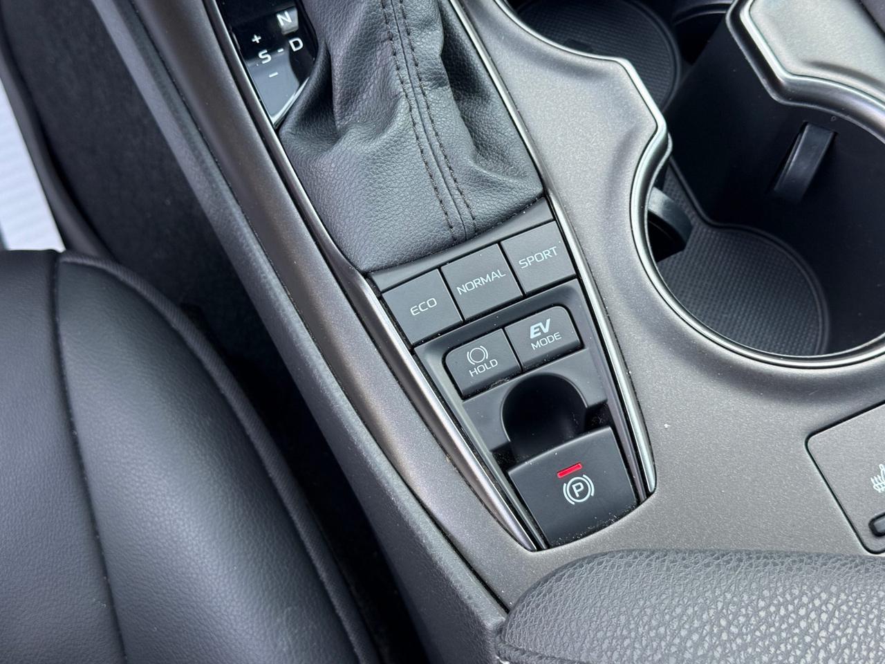 2022 Toyota Camry Hybrid XSE   HYBRID   NO ACCIDENT   SUNROOF Photo
