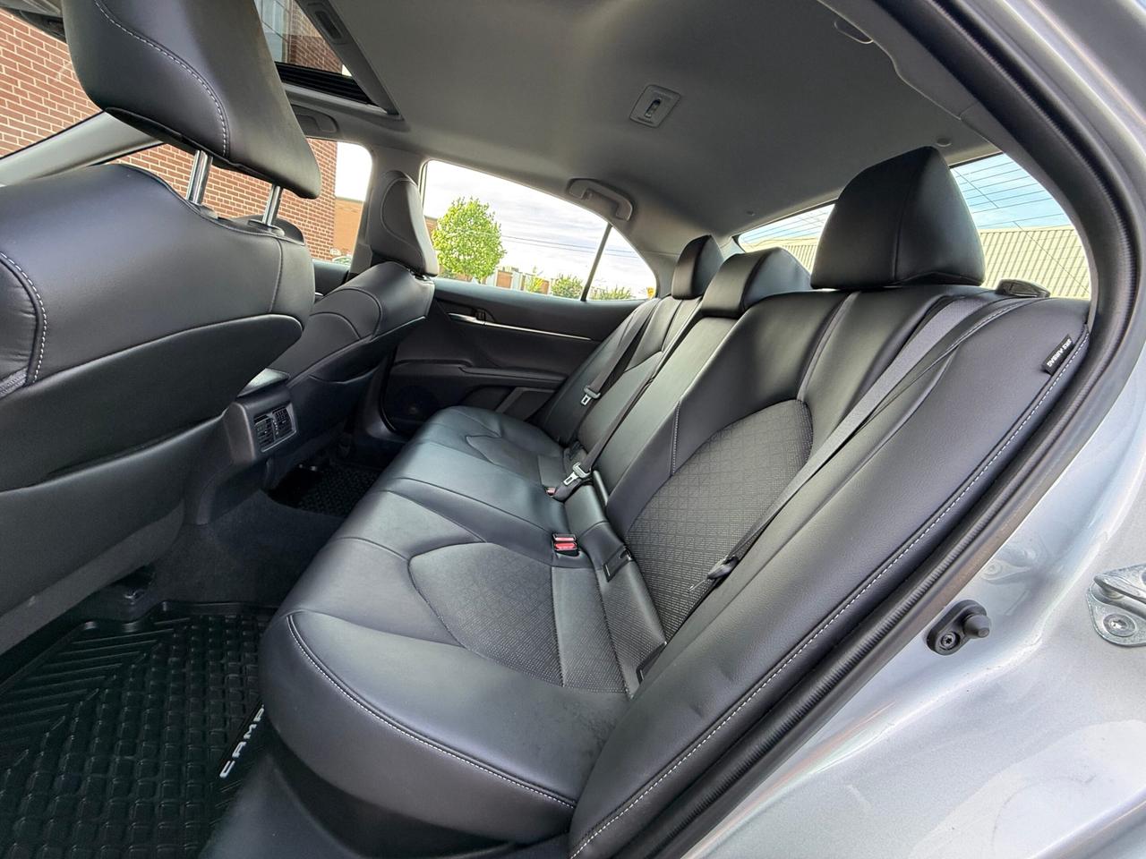 2022 Toyota Camry Hybrid XSE   HYBRID   NO ACCIDENT   SUNROOF Photo