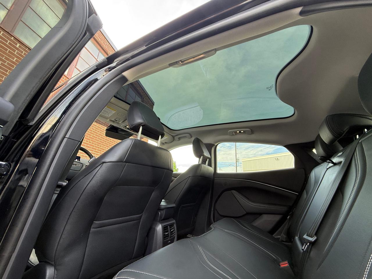 2023 Ford Mustang Mach-E PREMIUM   AWD   EXTENDED RANGE    NO ACCIDENT   ON Photo