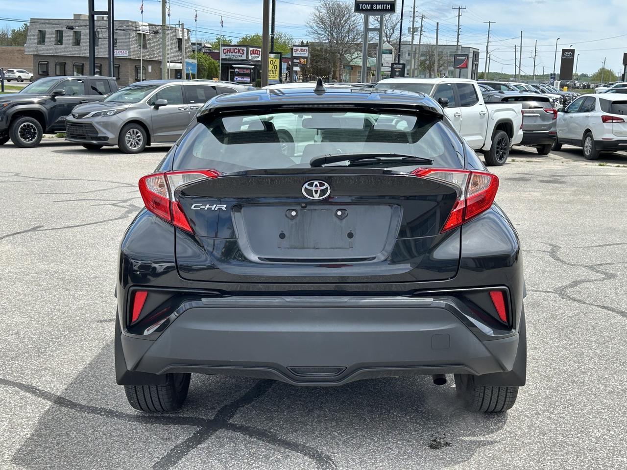 2019 Toyota C-HR FWD Photo