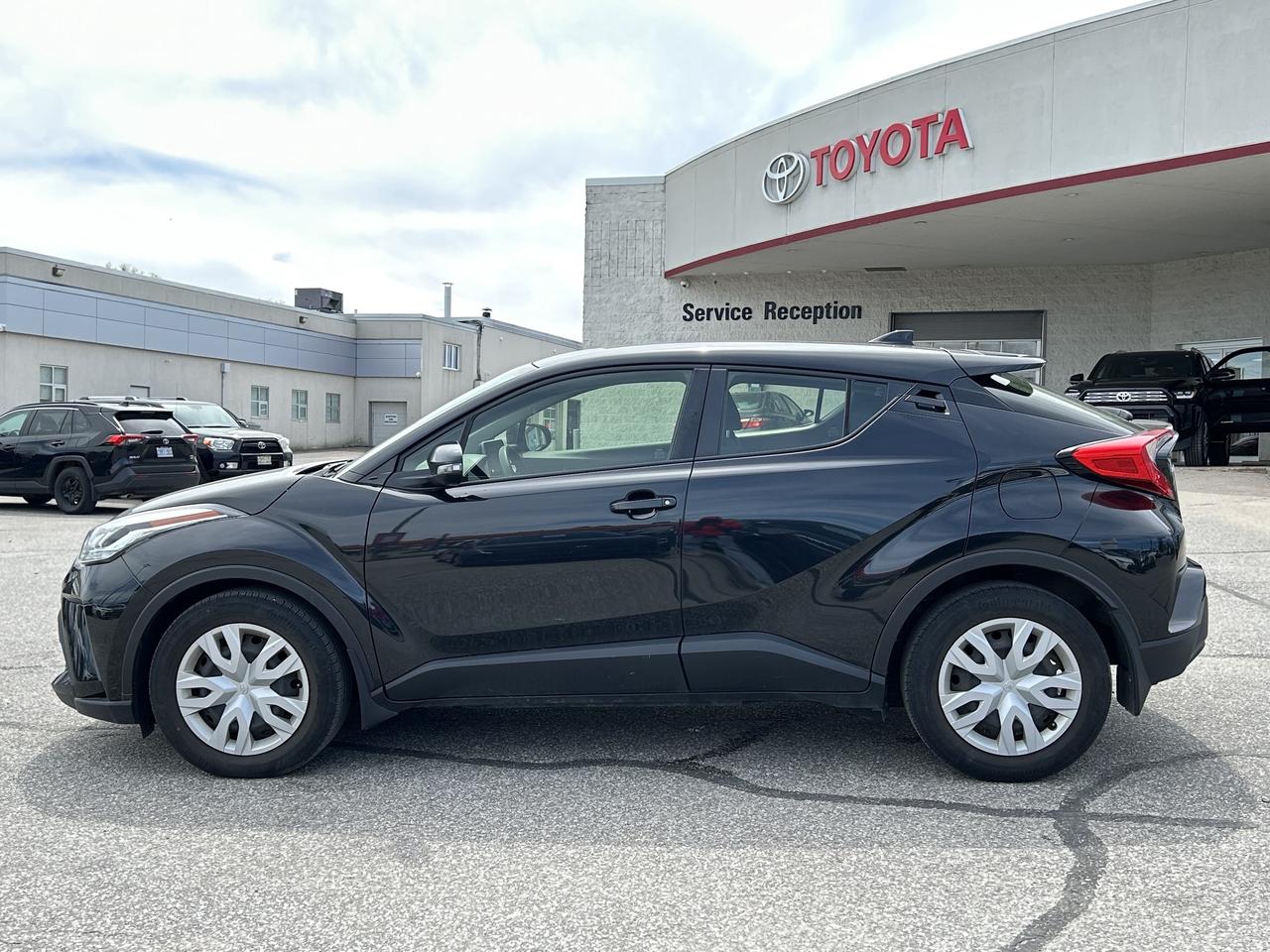 2021 Toyota C-HR LE FWD Photo