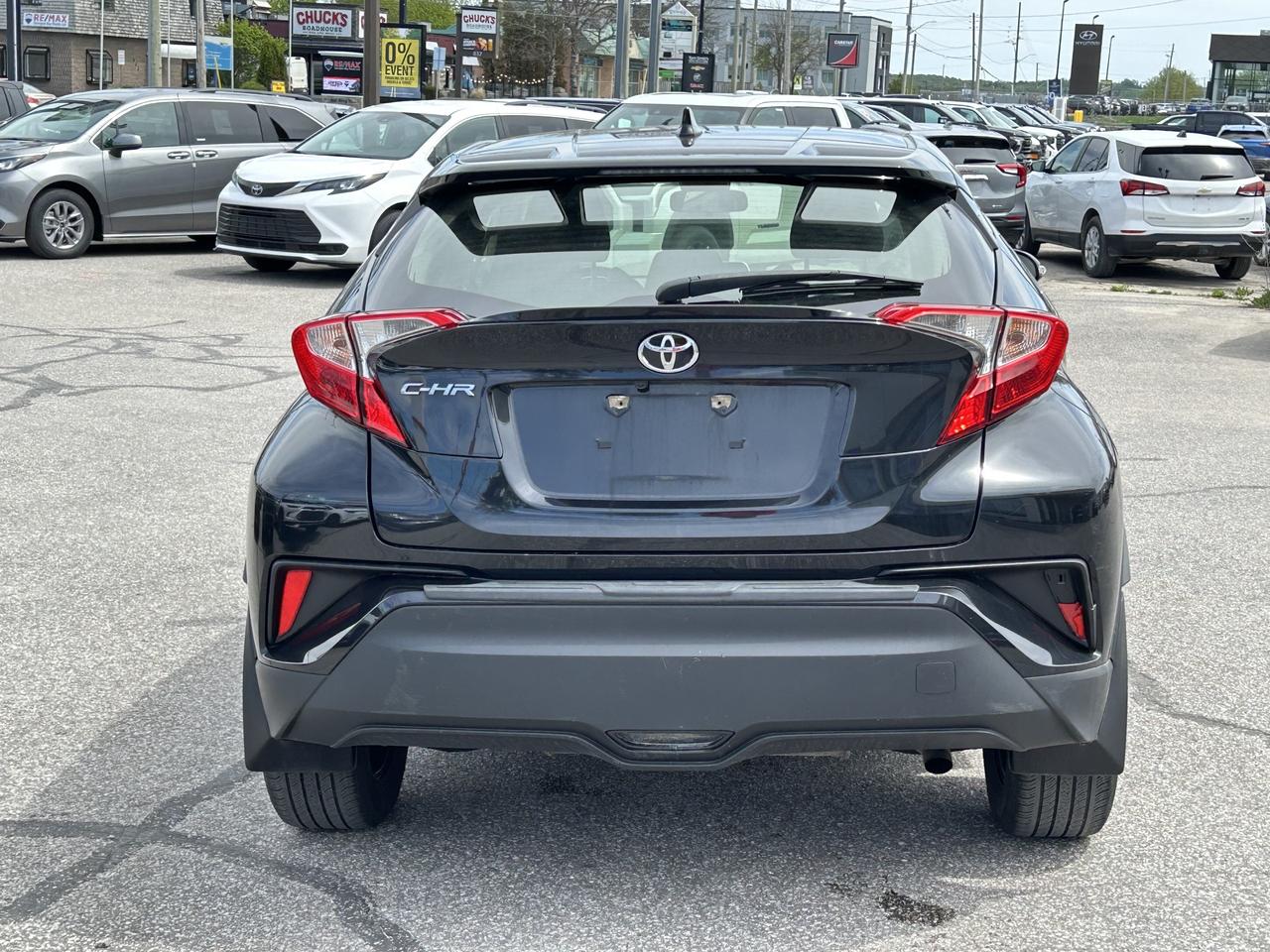 2021 Toyota C-HR LE FWD Photo