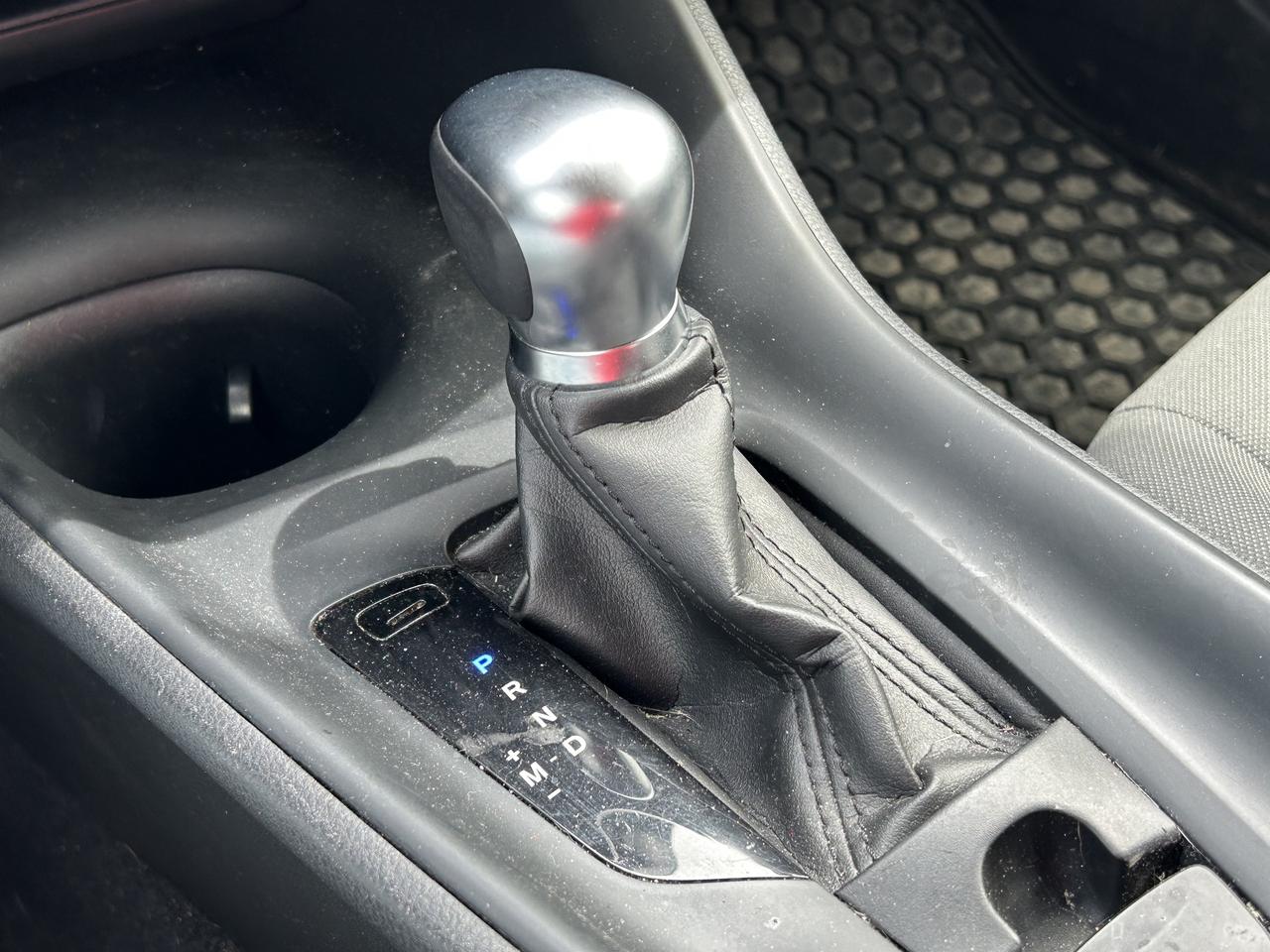 2021 Toyota C-HR LE FWD Photo