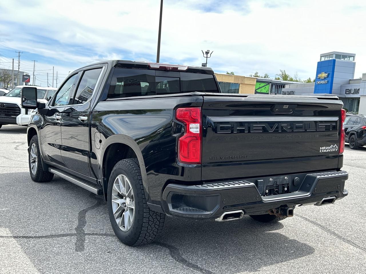 2020 Chevrolet Silverado 1500 4WD Crew Cab 147  High Country Photo