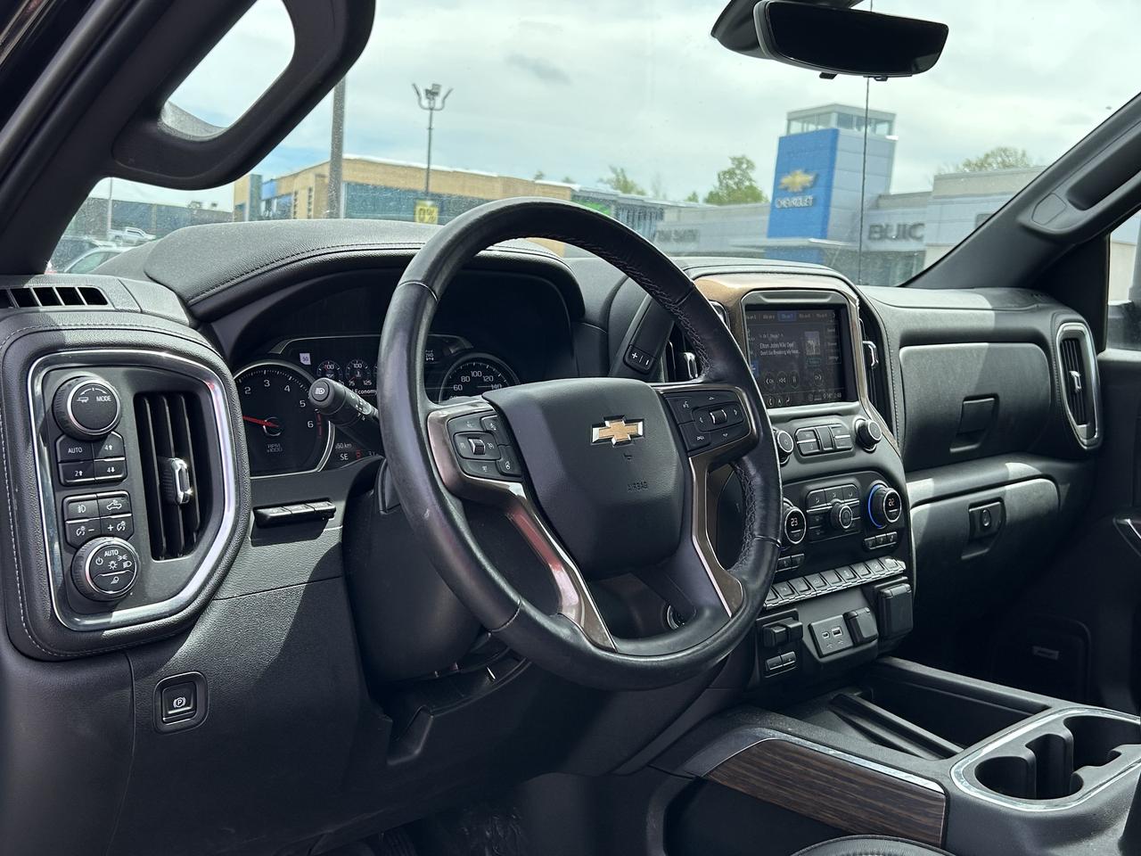 2020 Chevrolet Silverado 1500 4WD Crew Cab 147  High Country Photo
