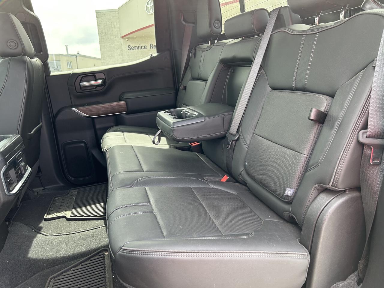2020 Chevrolet Silverado 1500 4WD Crew Cab 147  High Country Photo