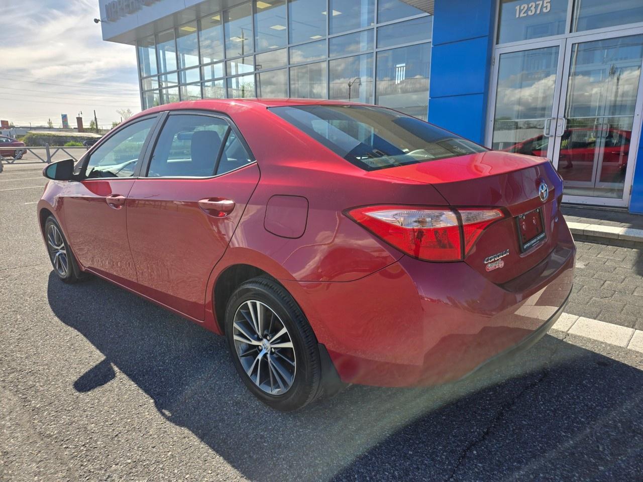 2018 Toyota Corolla LE CVT Photo