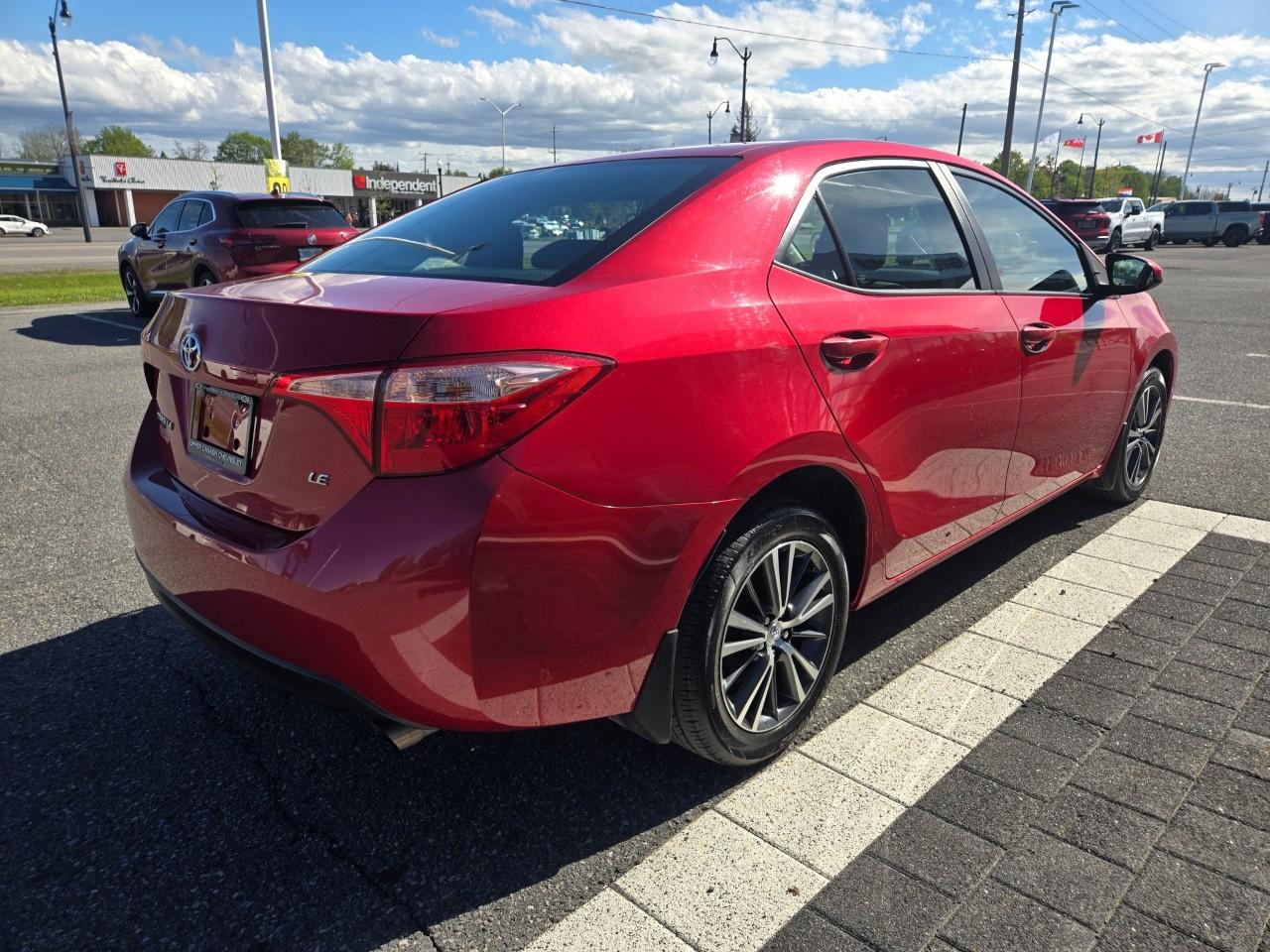 2018 Toyota Corolla LE CVT Photo