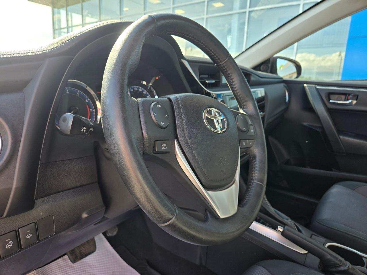 2018 Toyota Corolla LE CVT Photo