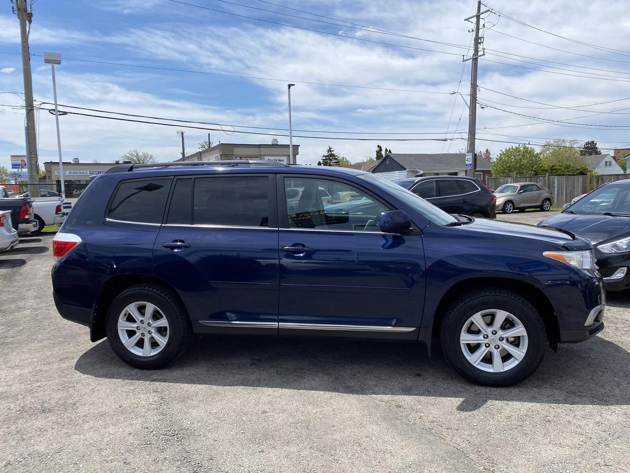 2013 Toyota Highlander 4WD 4DR Photo