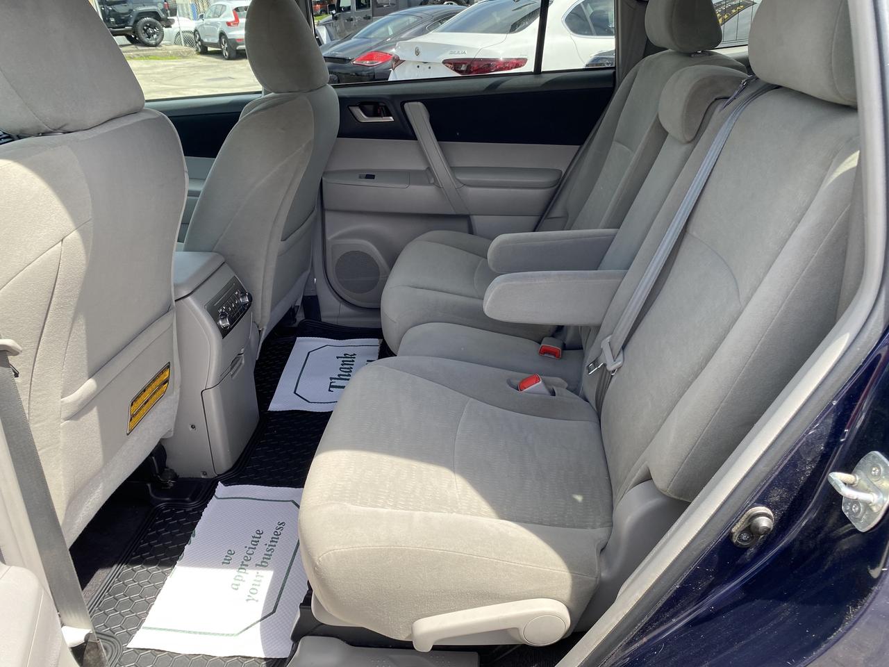2013 Toyota Highlander 4WD 4DR Photo