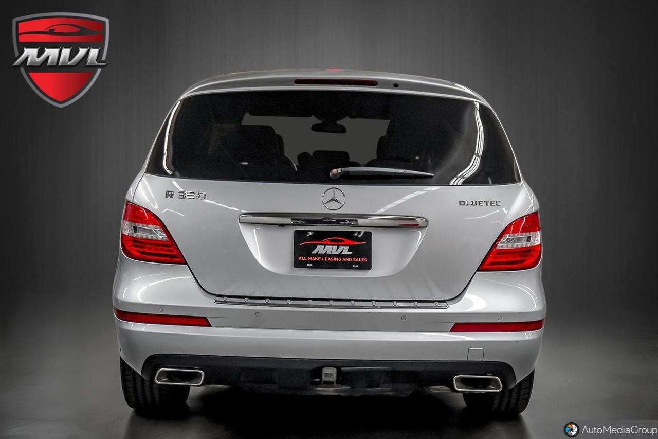 2012 Mercedes-Benz R-Class Base R 350 BlueTEC 4dr All-Wheel Drive 4MATIC Photo4