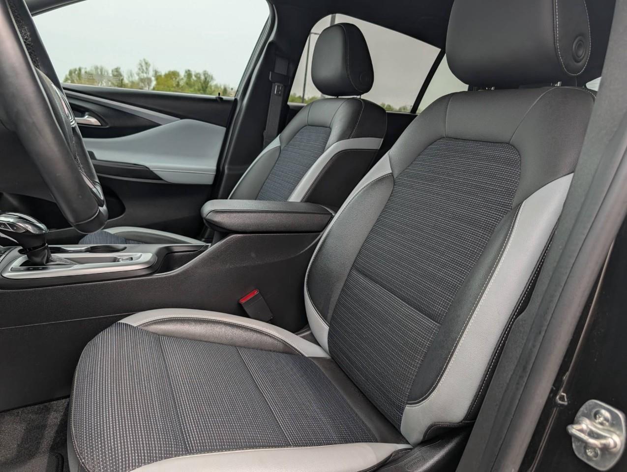 2024 Buick Envista Preferred Photo