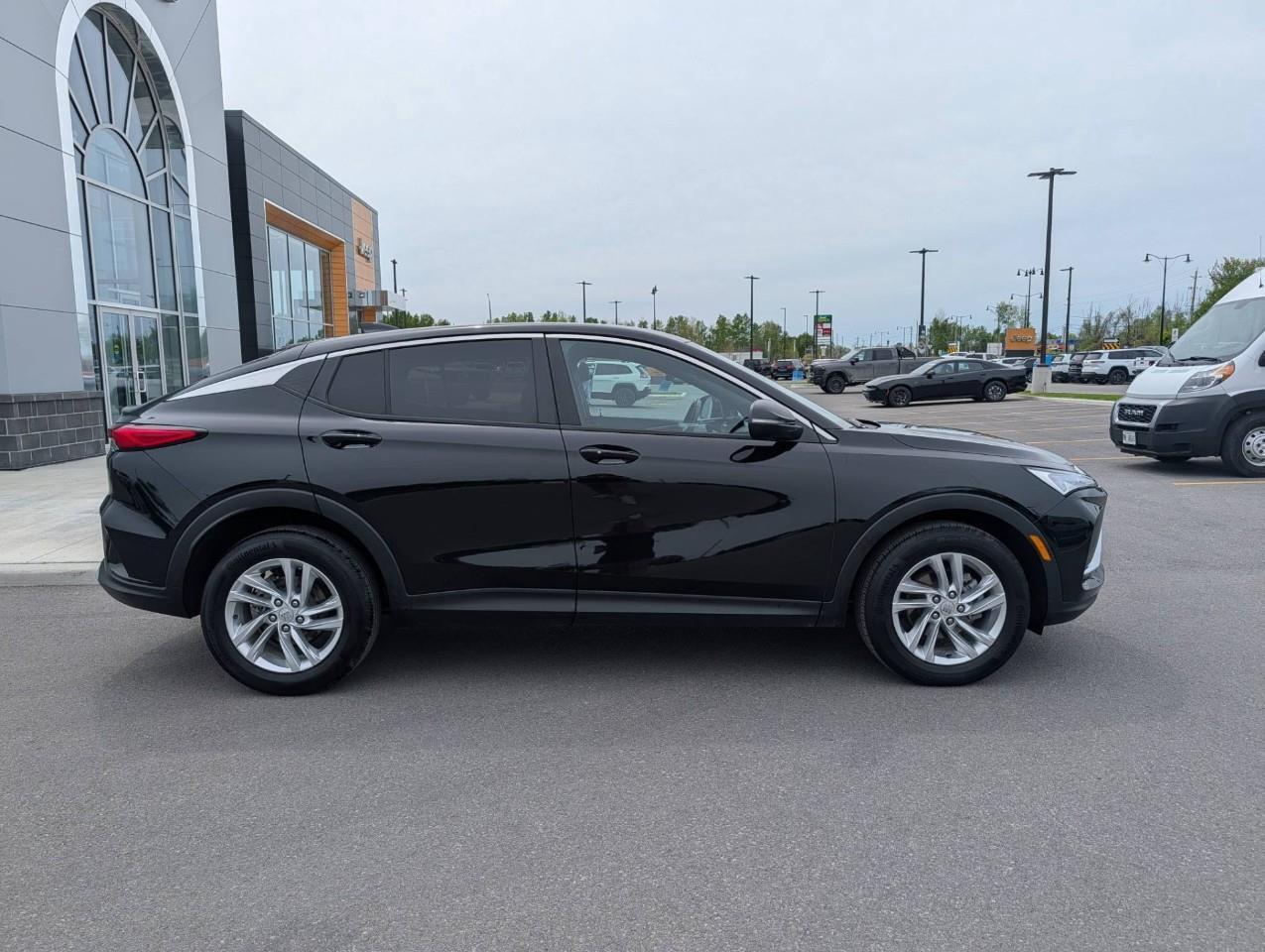 2024 Buick Envista Preferred Photo
