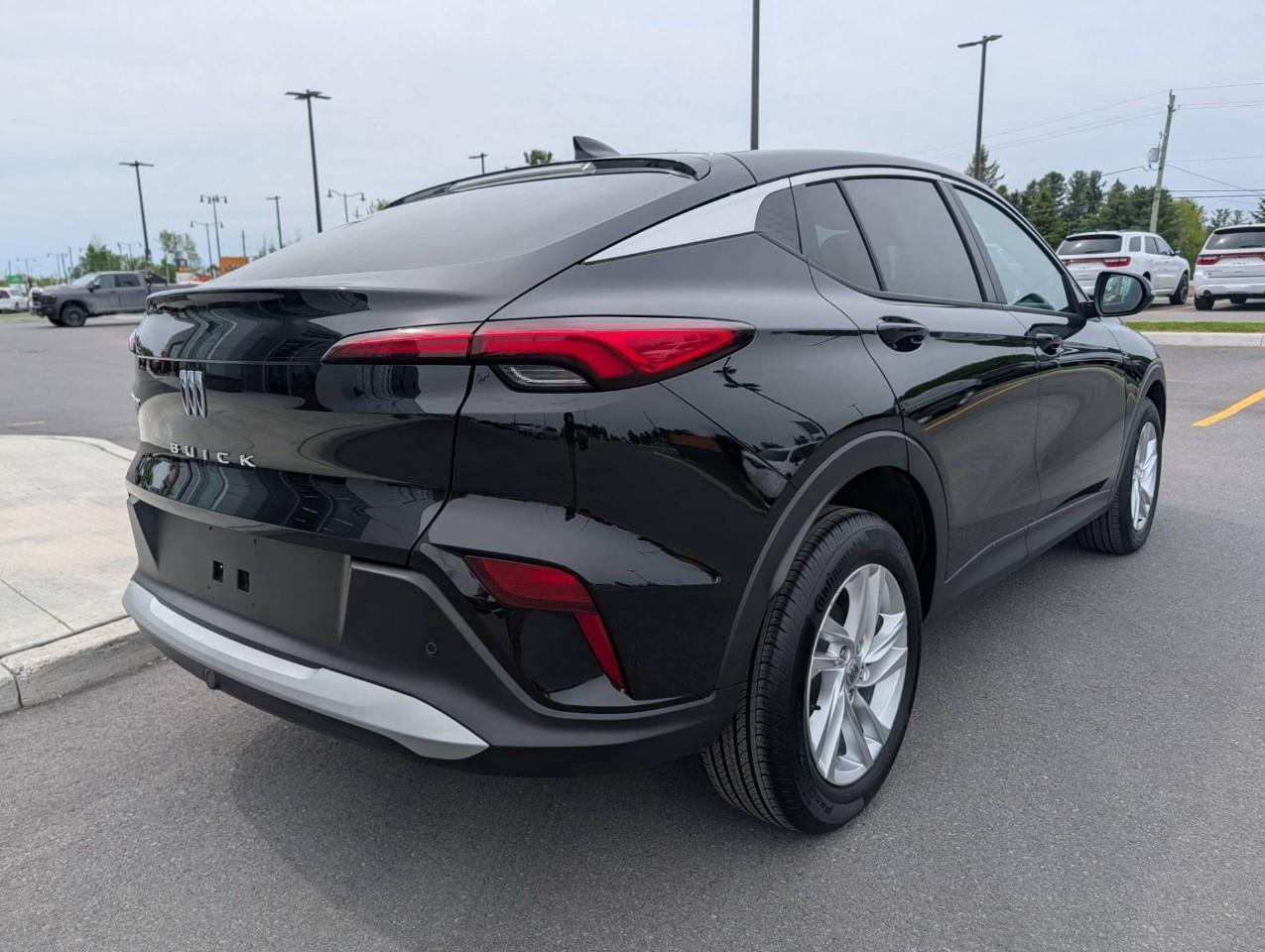 2024 Buick Envista Preferred Photo