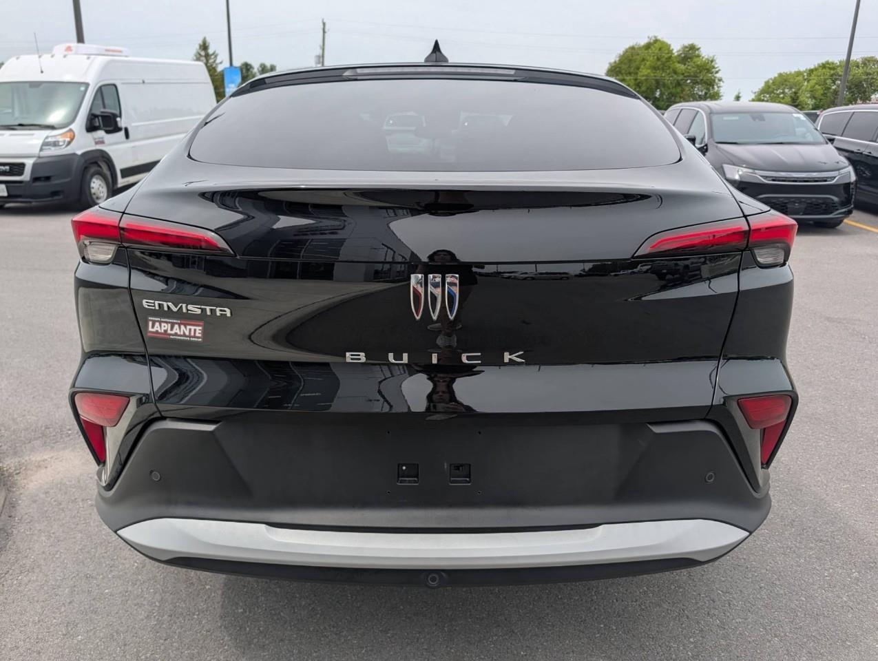 2024 Buick Envista Preferred Photo