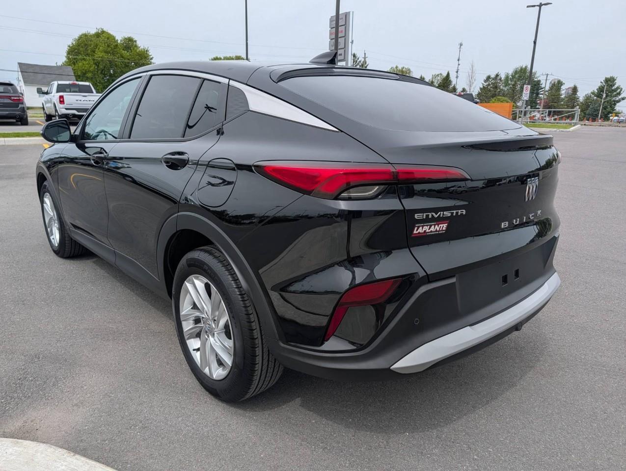 2024 Buick Envista Preferred Photo