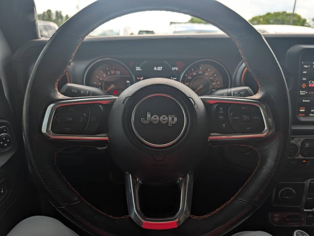 2023 Jeep Gladiator Mojave No accidents / Dual top Photo