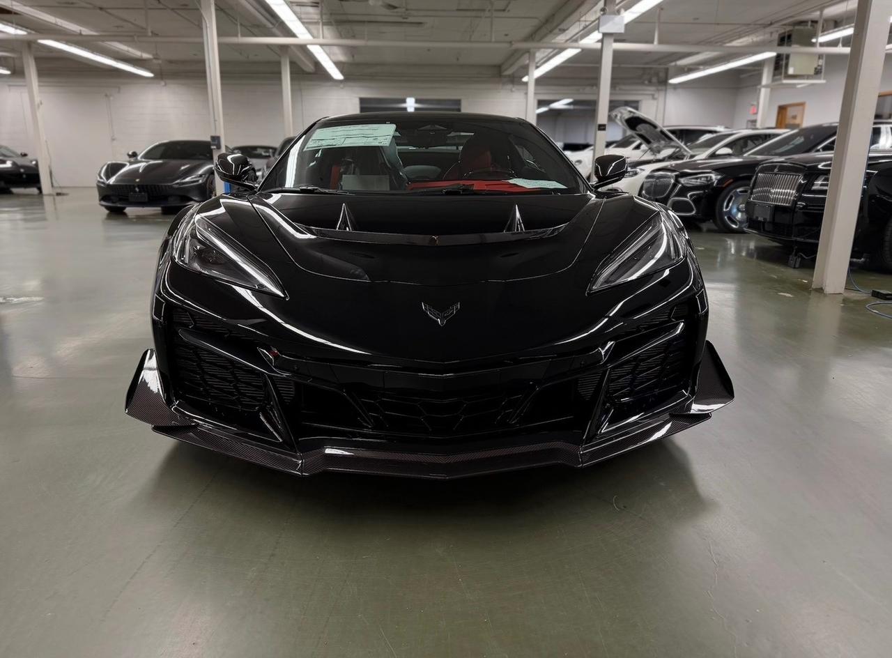 2026 Chevrolet Corvette ZR1 w/3LZ 2dr Convertible Photo