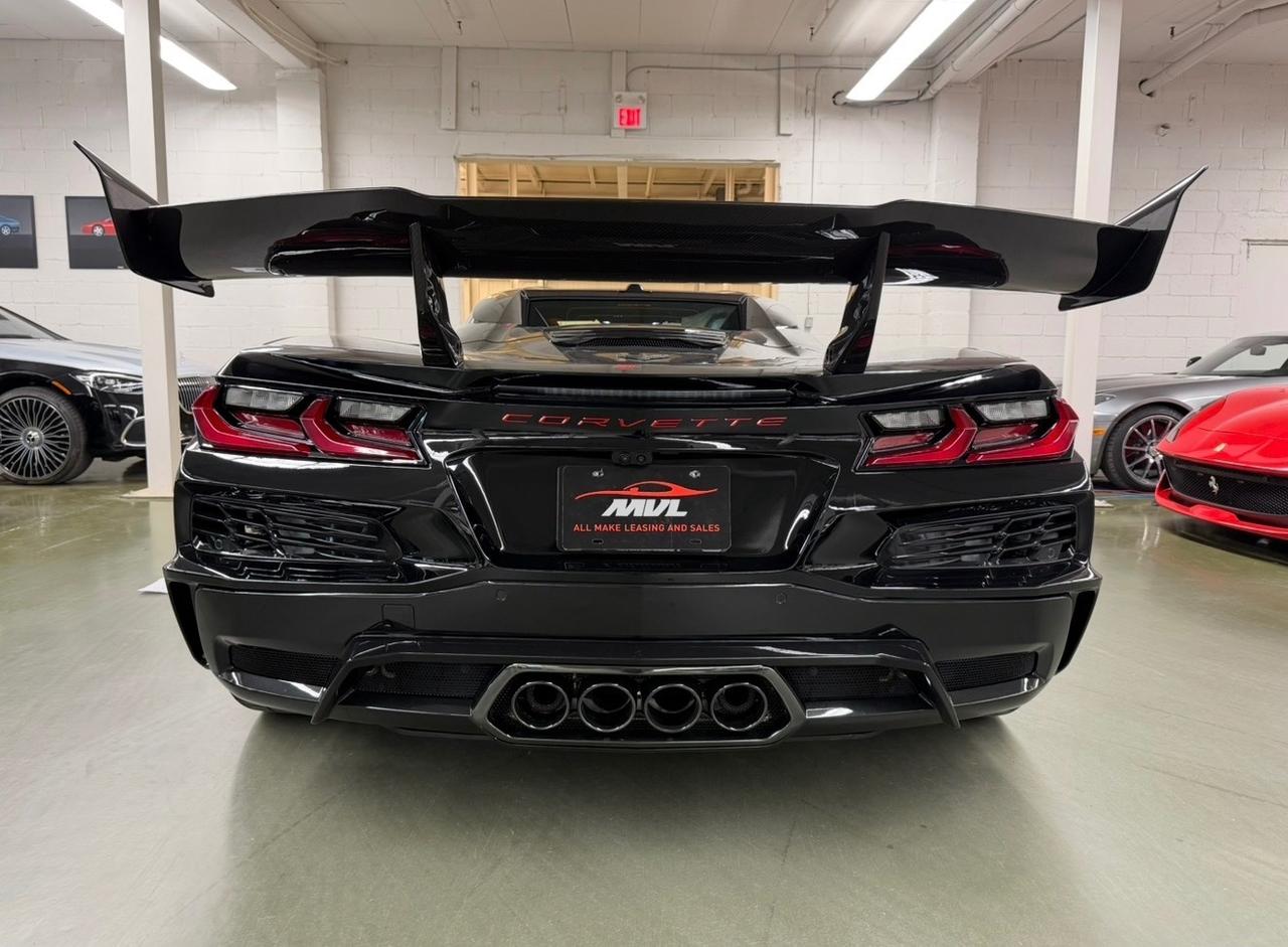 2026 Chevrolet Corvette ZR1 w/3LZ 2dr Convertible Photo4