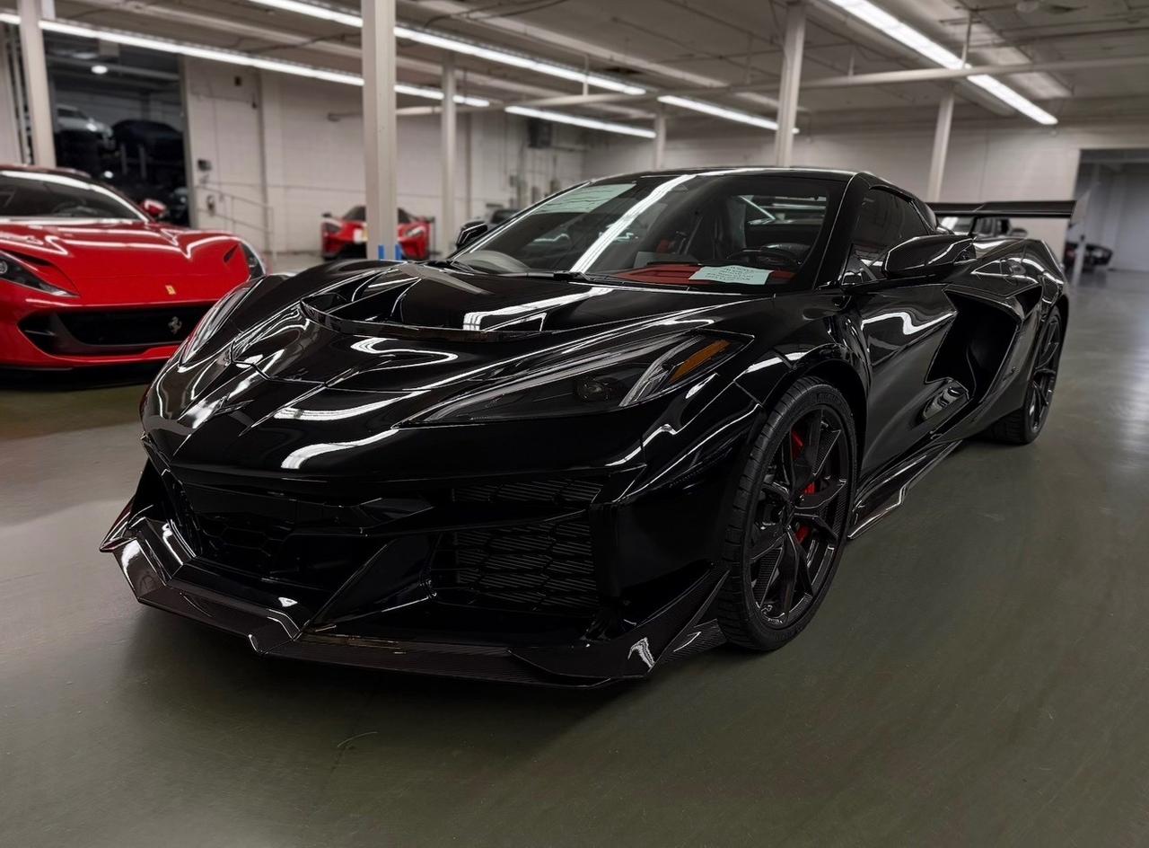 2026 Chevrolet Corvette ZR1 w/3LZ 2dr Convertible Photo