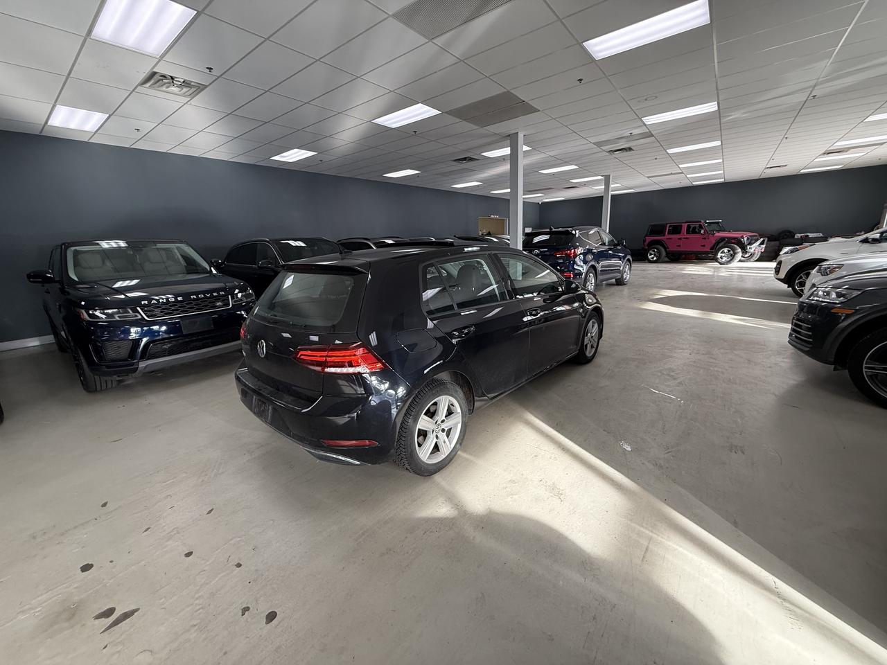 2019 Volkswagen Golf Highline 5-door Auto**NO ACCIDENTS** Photo