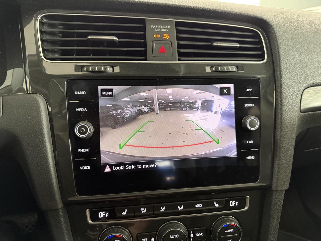 2019 Volkswagen Golf Highline 5-door Auto**NO ACCIDENTS** Photo