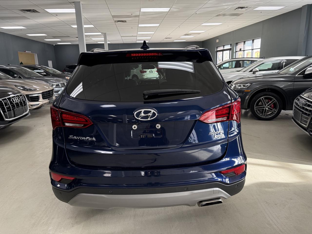 2017 Hyundai Santa Fe Sport AWD 4dr 2.4L SE Photo3