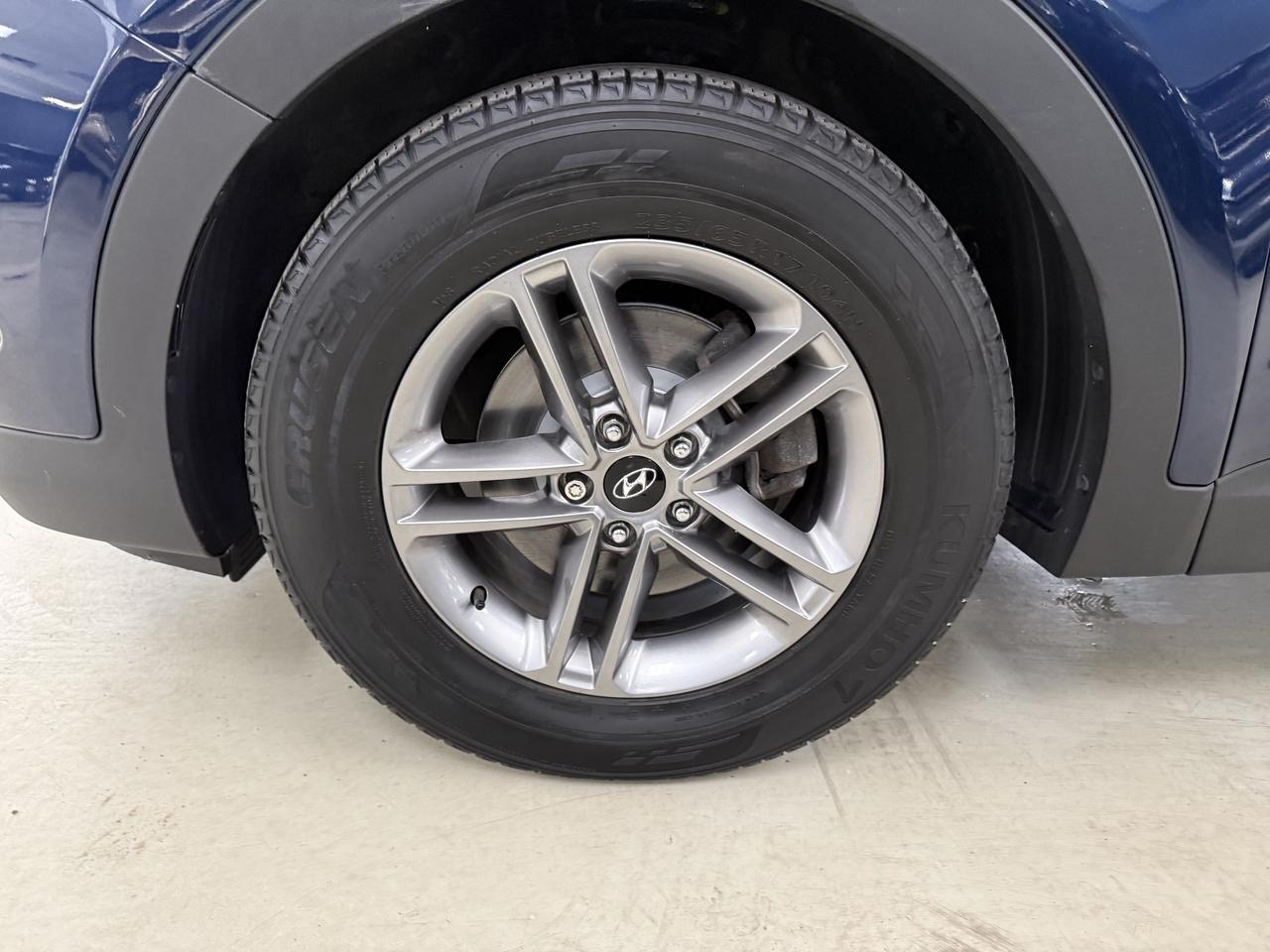 2017 Hyundai Santa Fe Sport AWD 4dr 2.4L SE Photo