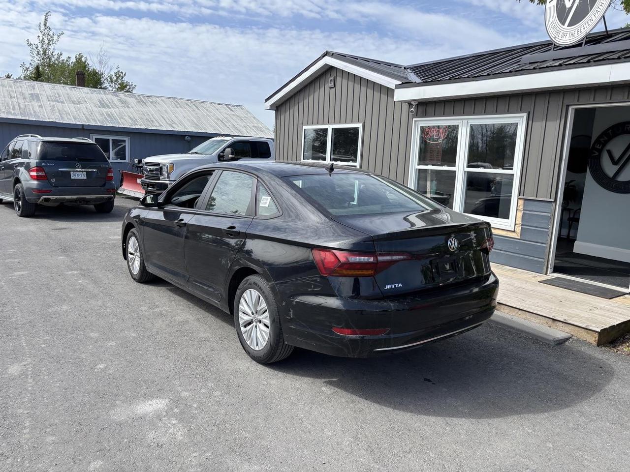 2019 Volkswagen Jetta 1.4 TSI Comfortline (A8) 4dr Sedan Photo2