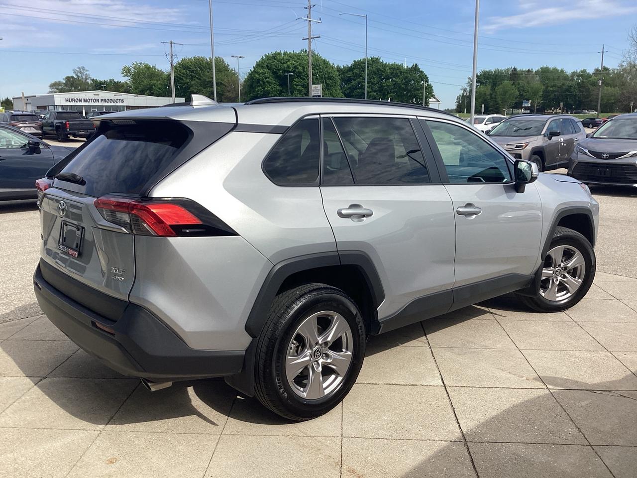 2022 Toyota RAV4 XLE AWD Photo