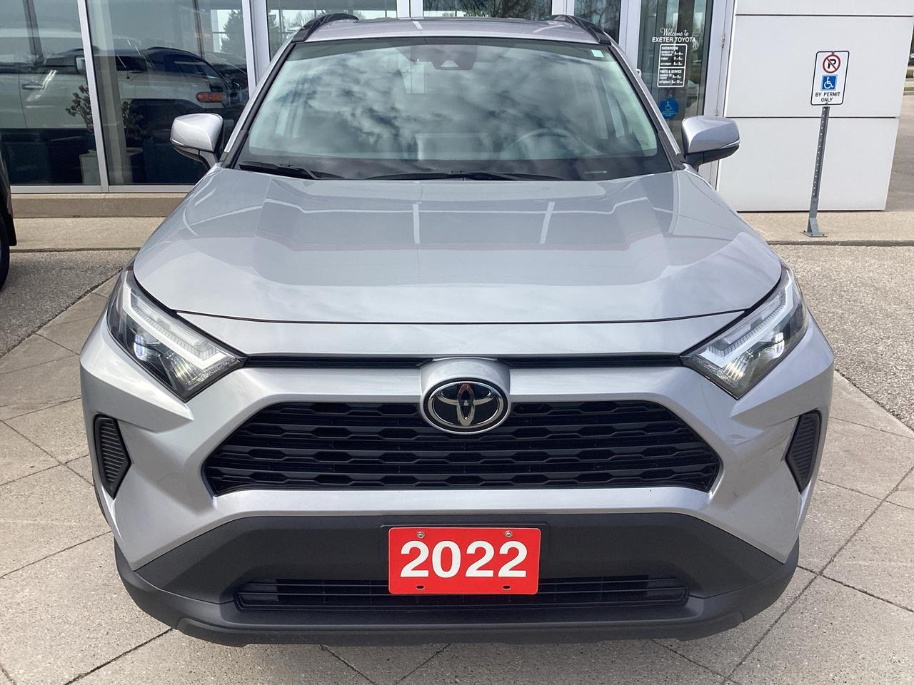 2022 Toyota RAV4 XLE AWD Photo