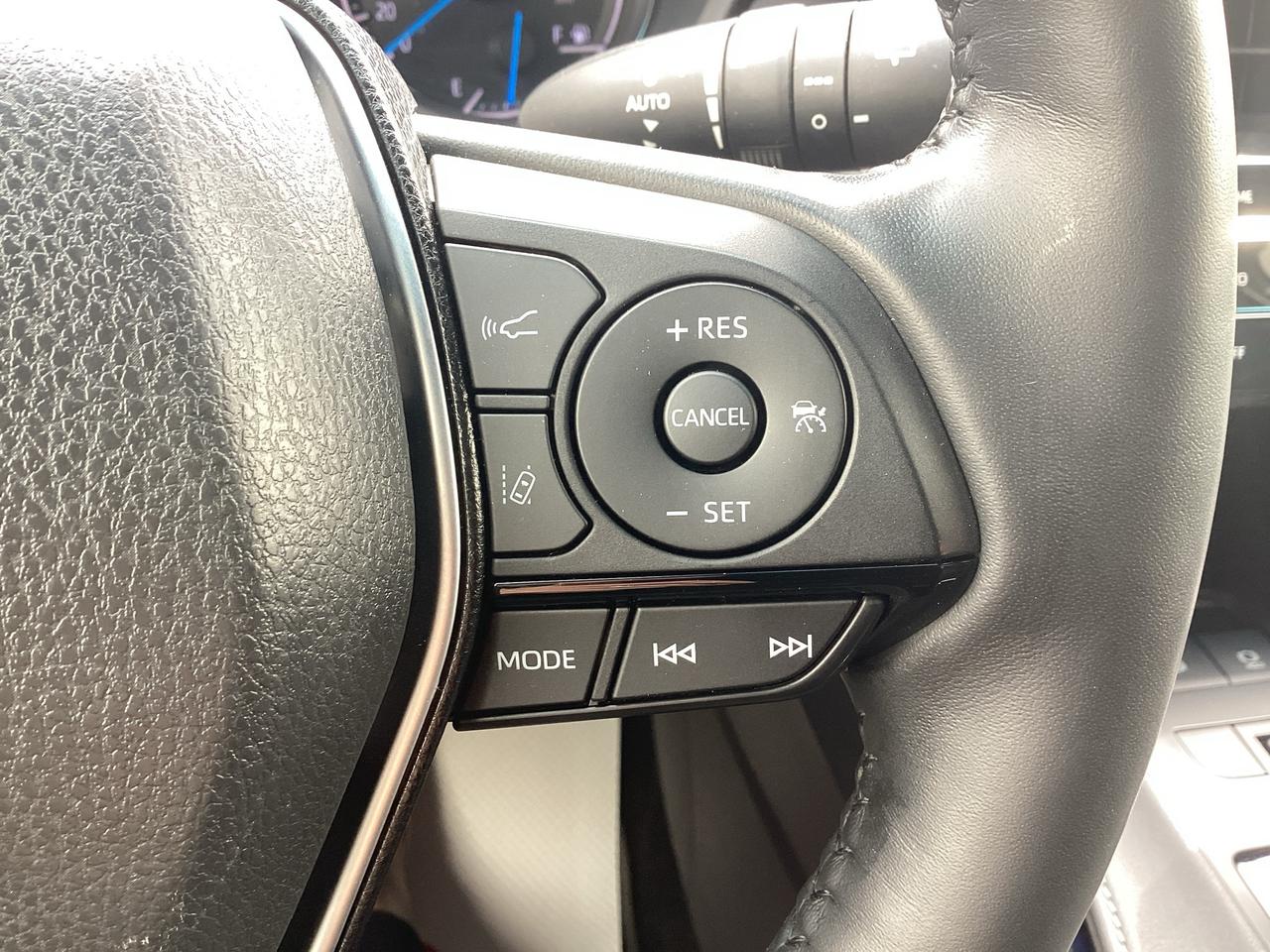2022 Toyota Venza LIMITED AWD Photo