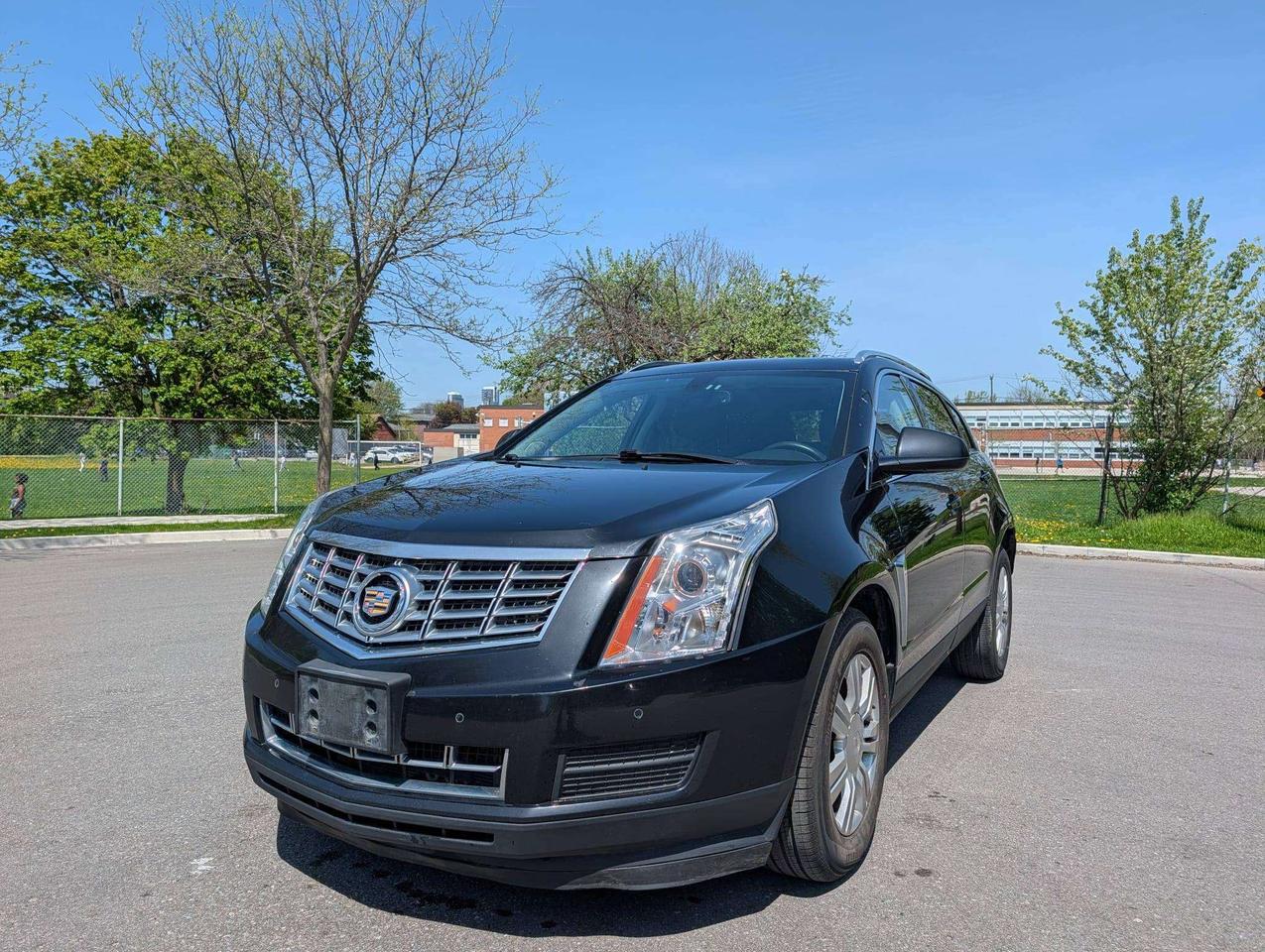 2015 Cadillac SRX Luxury Photo2