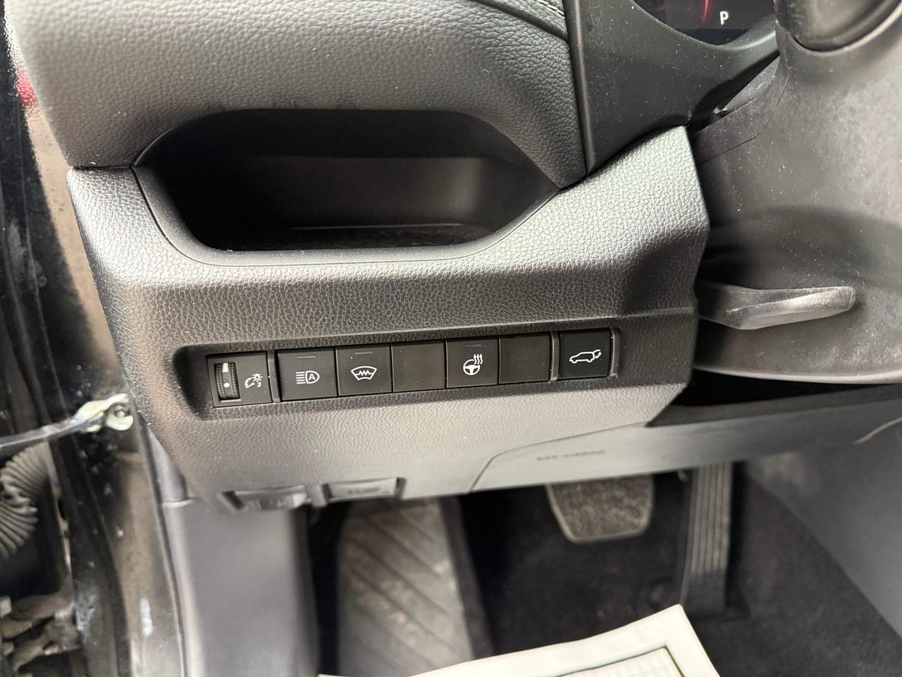 2025 Toyota RAV4 XLE AWD, PREMIUM, LEATHER, SUNROOF Photo