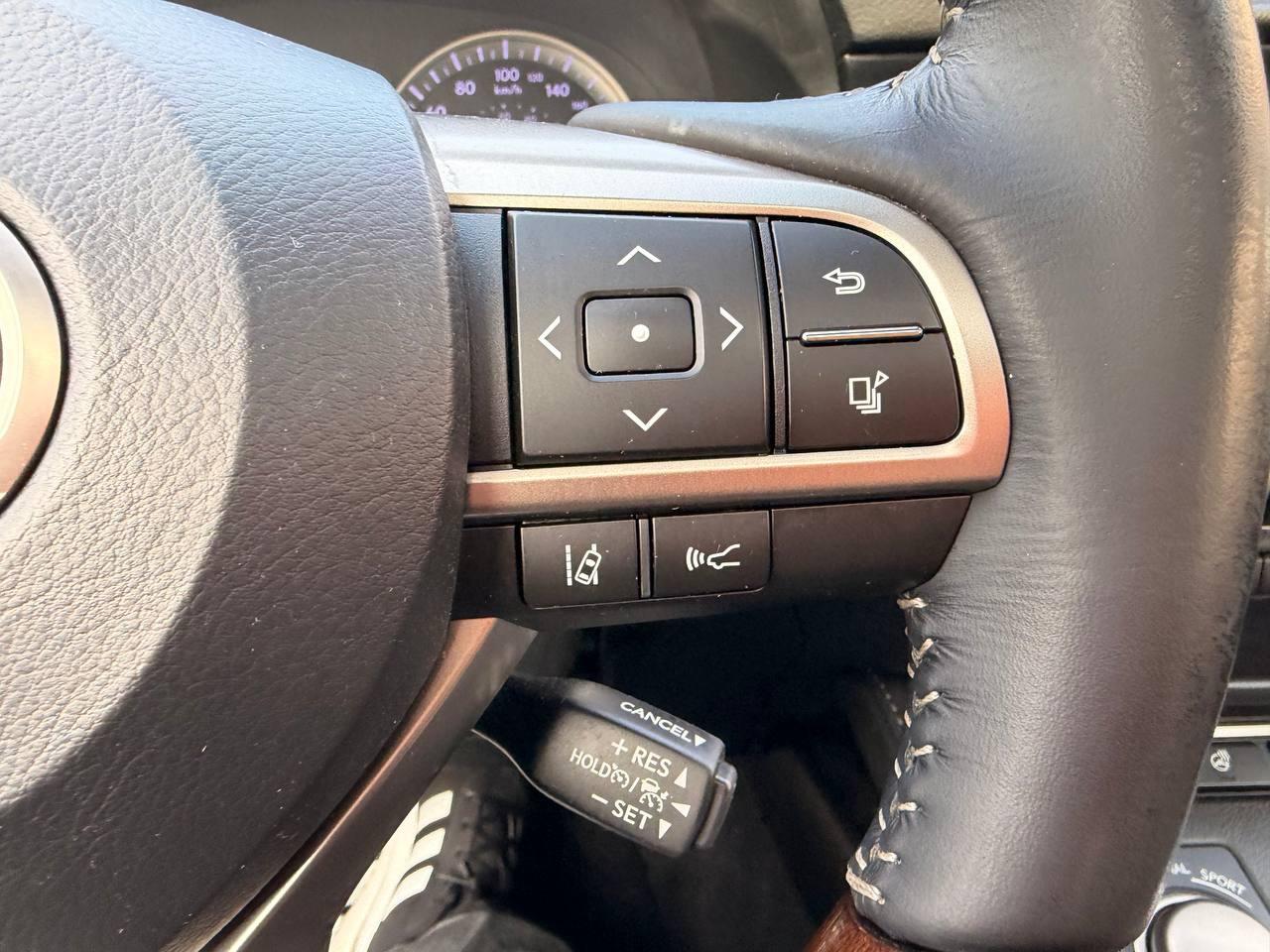 2017 Lexus ES 4dr Sdn, ES 350 , SUNROOF, NAVIGATION Photo