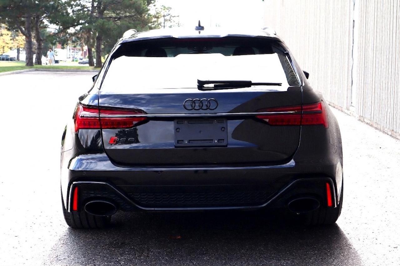 2021 Audi RS 6 Avant  Photo