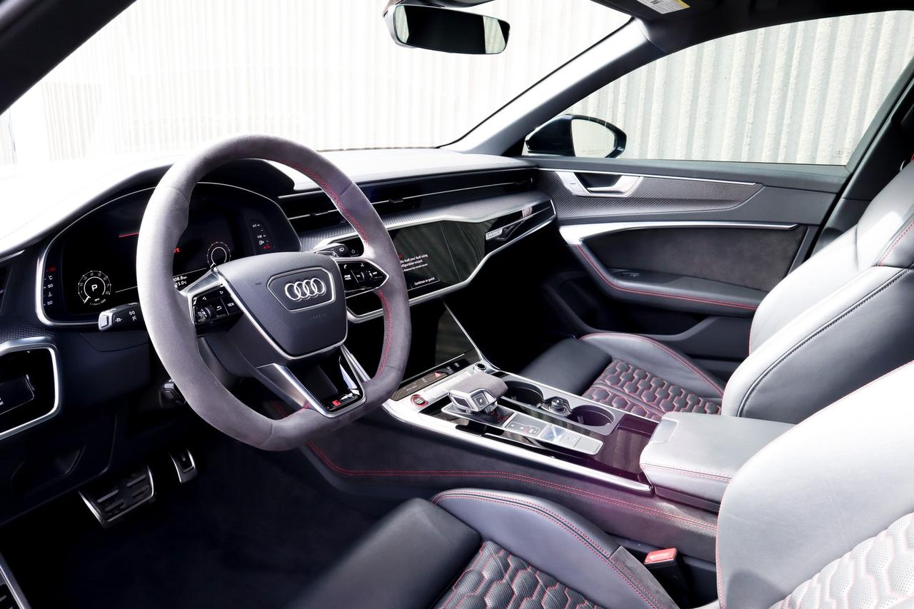 2021 Audi RS 6 Avant  Photo
